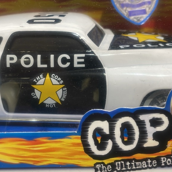 Hot Wheels - Picture 4 of 10